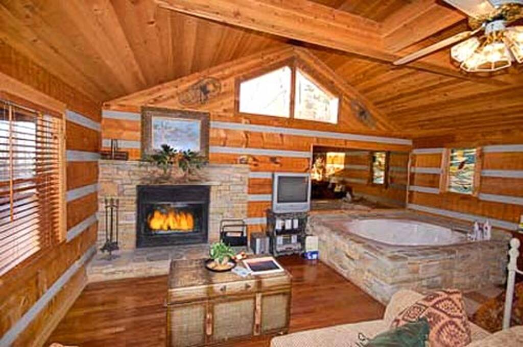 Very Open Living Area, 43
