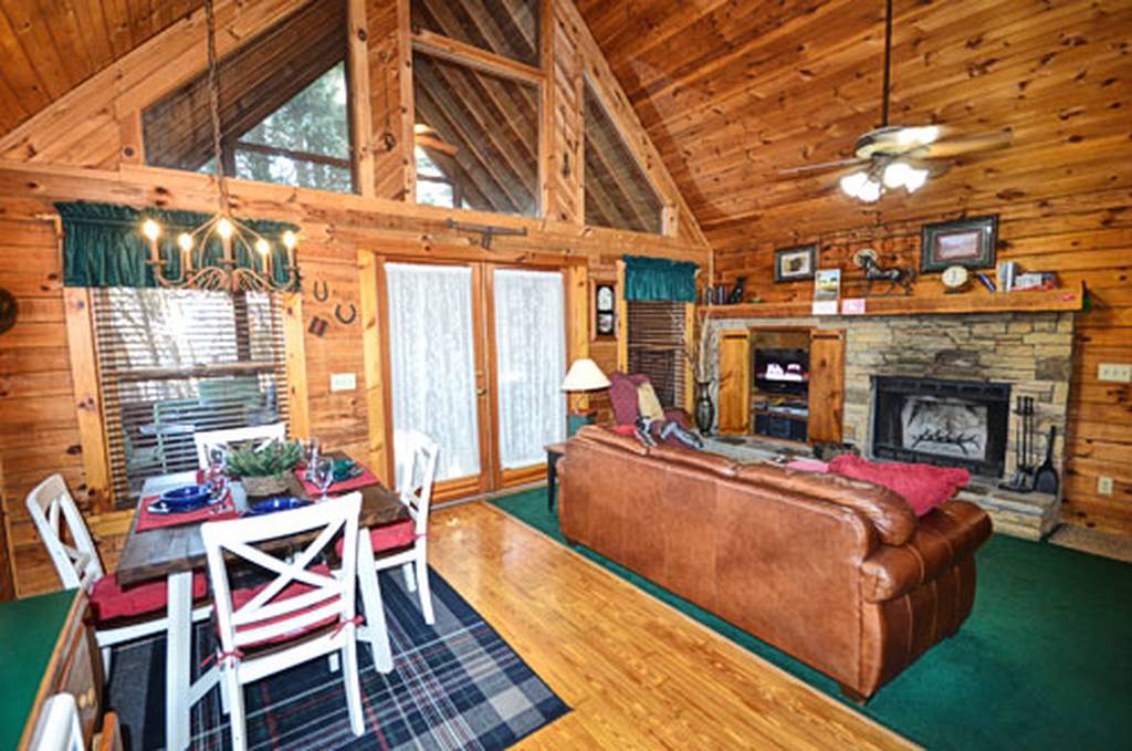 Living room w/Fireplace and TV